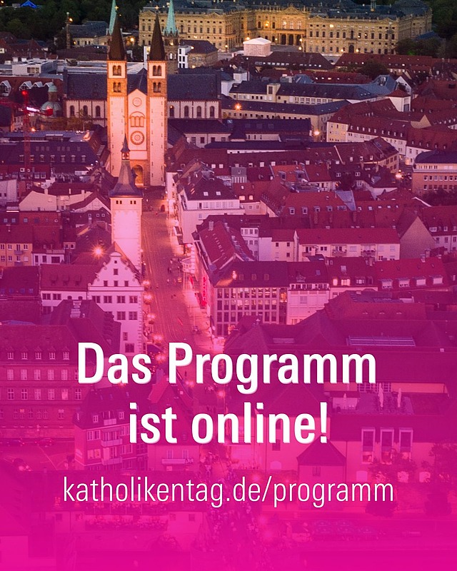 *Juhuuu* Wir freuen uns, euch mitteilen zu können, dass das Programm für den Katholikentag in Würzburg nun online ist! 🎉 

 🙌🏼 Schaut auf katholikentag.de/programm vorbei und stöbert euch durch die 900 Programmpunkte 
 
📱 Auch ist ab heute unsere App in den Stores erhältlich! Name: Katholikentag 
oder Links zu den Stores verfügbar unter: katholikentag.de/app 
 
📚 Das Programmheft wurde am Montag für die Druckerei freigegeben und wird in ca. 3 Wochen erhältlich sein und an alle, die es bestellt haben, verschickt. 

Habt ihr schon etwas im Programm gefunden, was euch interessiert?? 
#katholikentag #würzburg #katholikentag2026 #programm #app