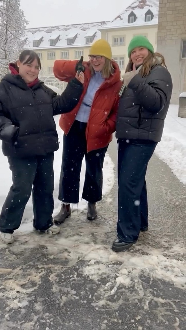 Lust, Teil eines großartigen Katholikentags werden?💪
Egal ob allein, mit Freund:innen, als Familie oder als Gruppe – wir freuen uns MEGA auf euch und eure Unterstützung! 🫶

Du willst coole Leute treffen, was bewegen und richtig was erleben? Gemeinsam wird’s eine unvergessliche Zeit!
📅 Anmeldung bis 28.02
ℹ️ Alle Infos und Anmeldung unter: 👉 katholikentag.de/helfen

#Katholikentag2026 #HelfendeGesucht #Ehrenamt #Würzburg #mitmachen